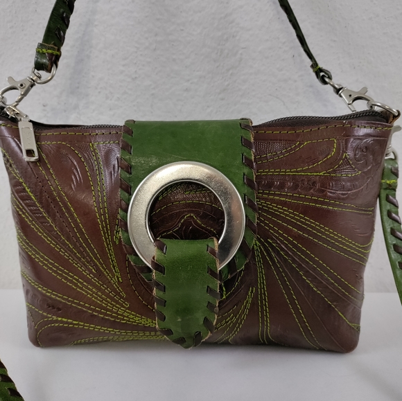 COPY - Leathers In Leather Vintage Contrast Cross Stitch Tooled Leather Crossbo… - Picture 2 of 12